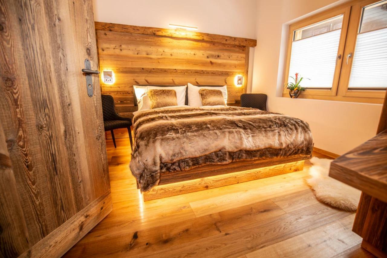 Palace Luxury Wellness Apartment And Boutique Hotel Ski-In-Out ซาสฟี ภายนอก รูปภาพ